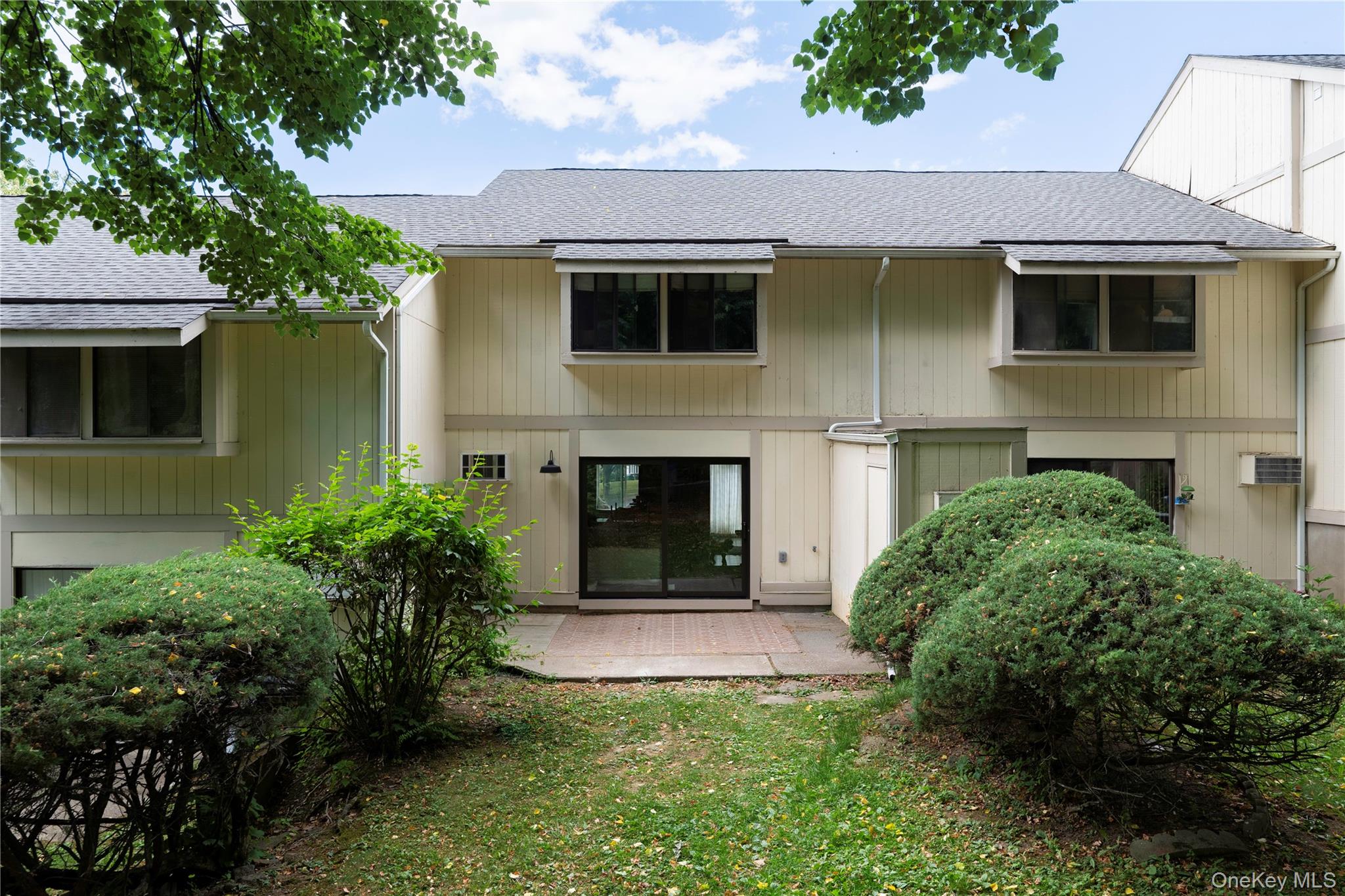 3 Hammond Plaza Property Photo 2