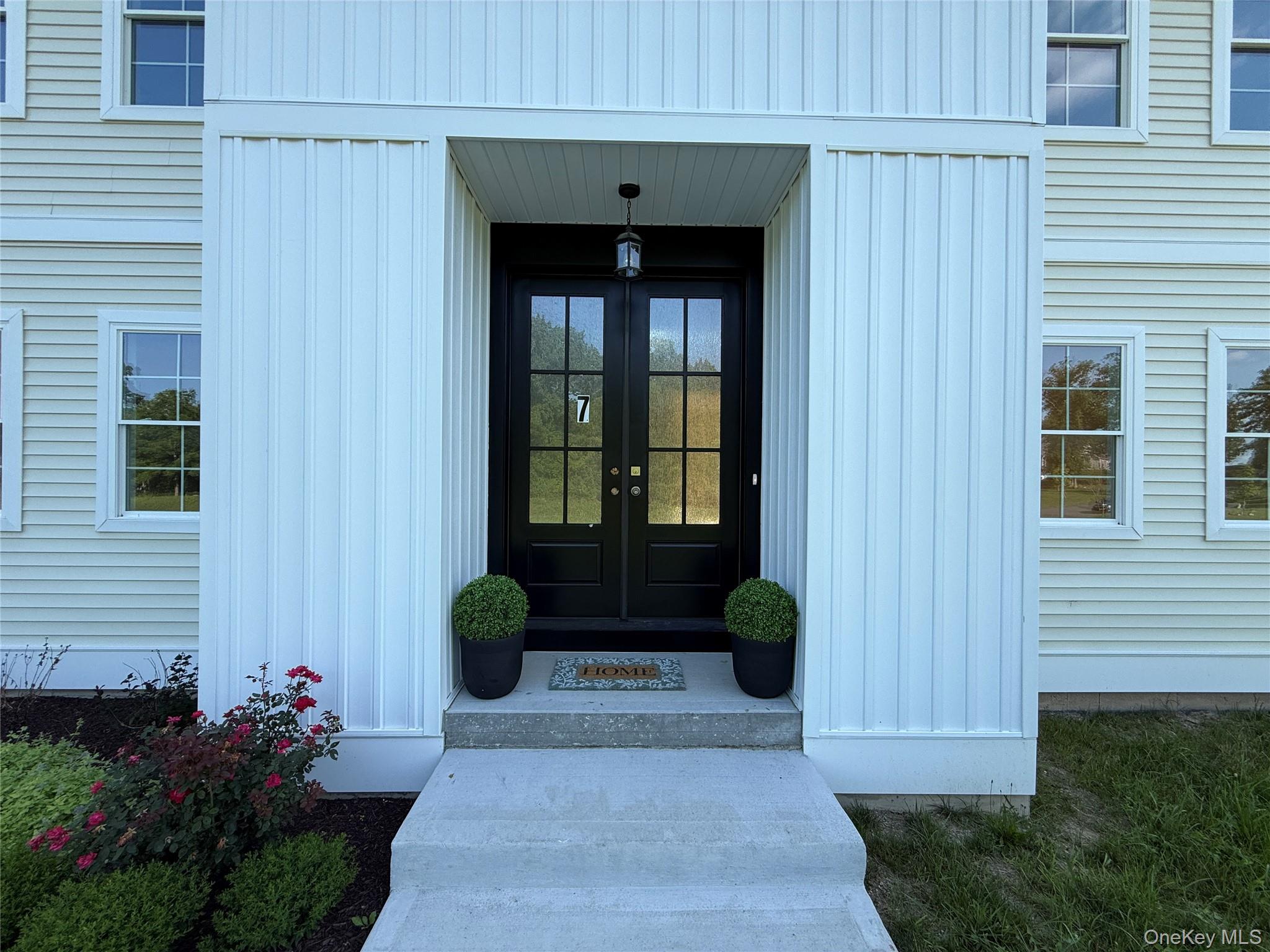 7 Morrow Court Property Photo 2