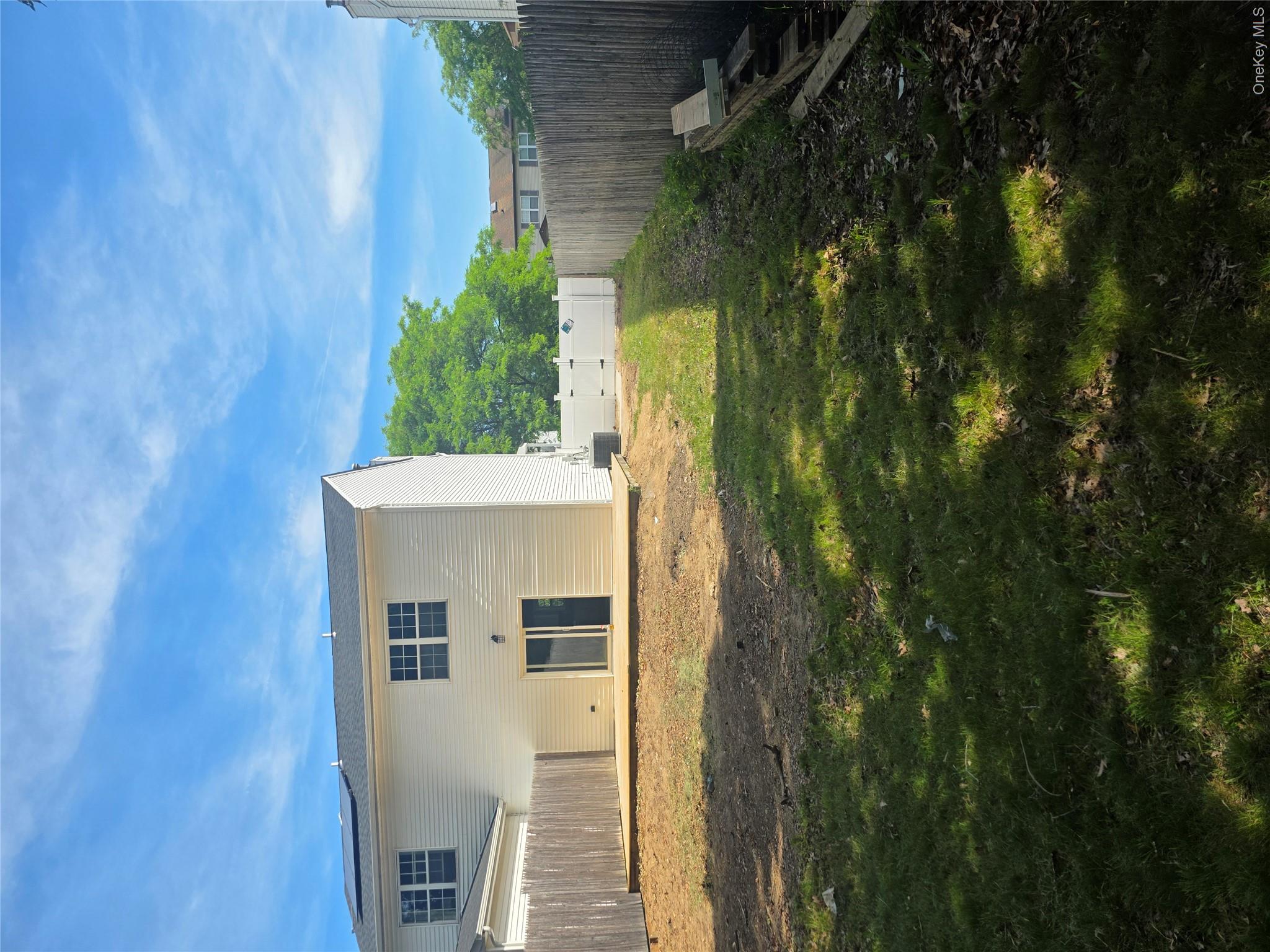 9 Trim Street Property Photo 13