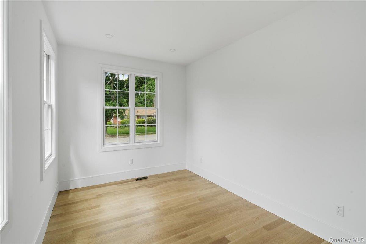 96 Shadyside Avenue Property Photo 22