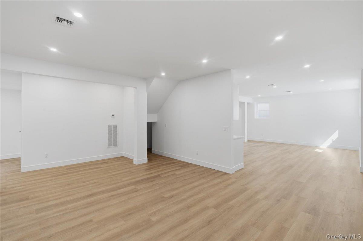 96 Shadyside Avenue Property Photo 45