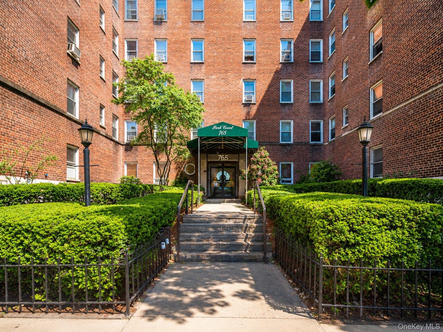 765 Bronx River Rd 6g Property Photo 1