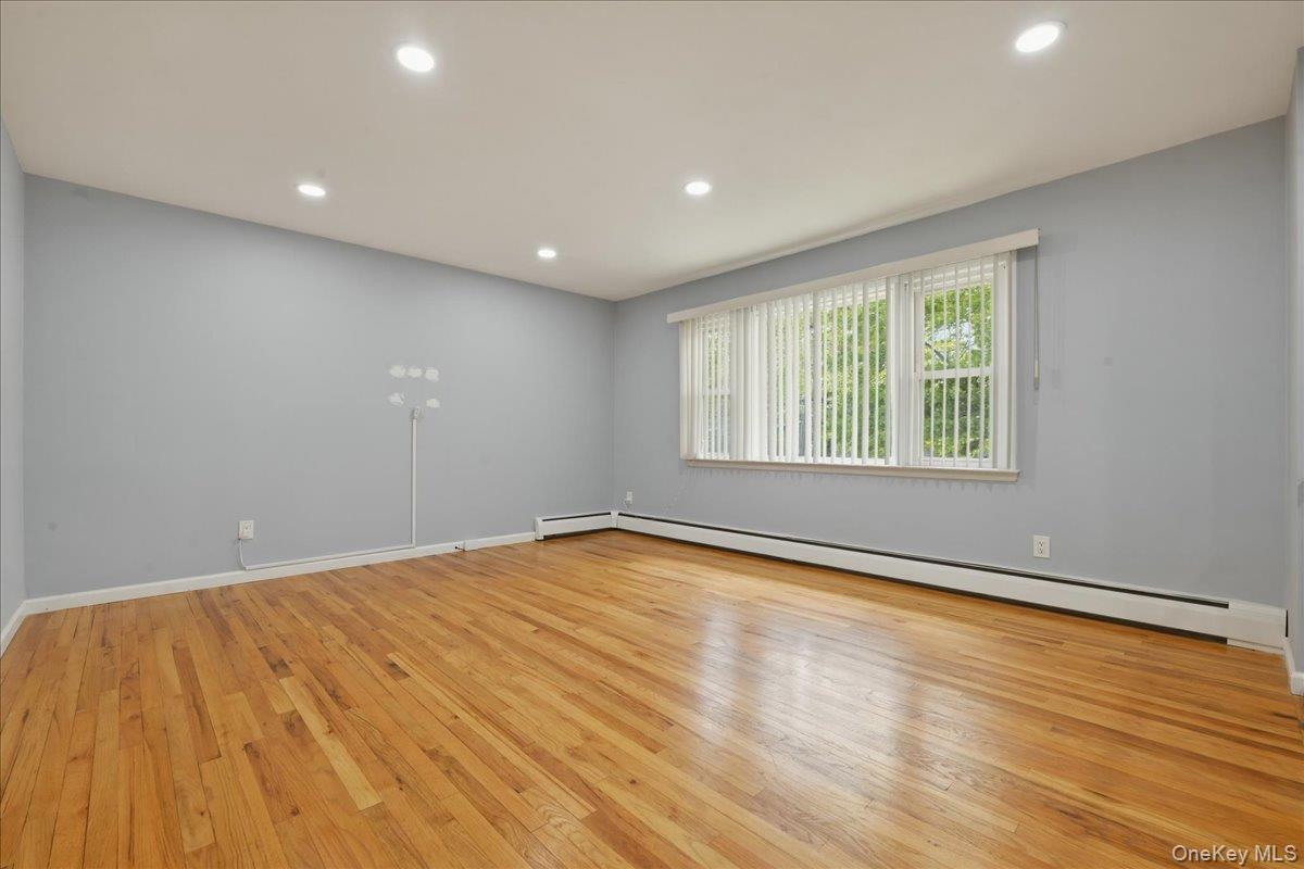 448 Lenox Road Property Photo 6