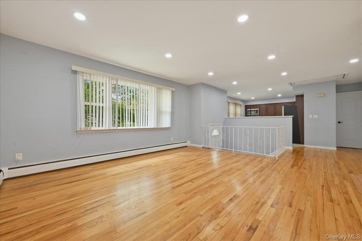 448 Lenox Road Property Photo 8