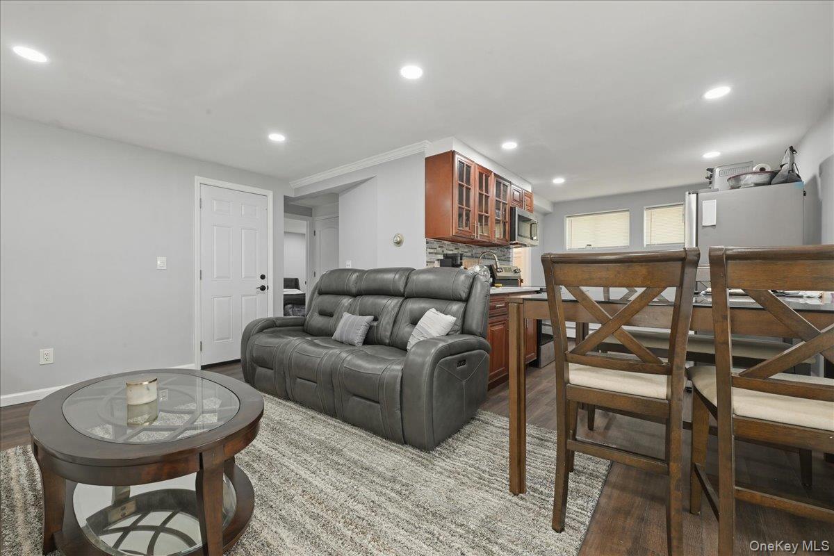 448 Lenox Road Property Photo 21