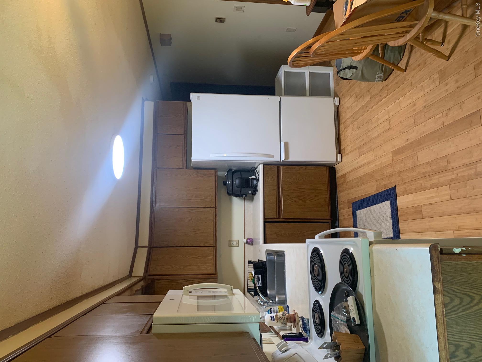 79 Cambridge Drive Property Photo 4
