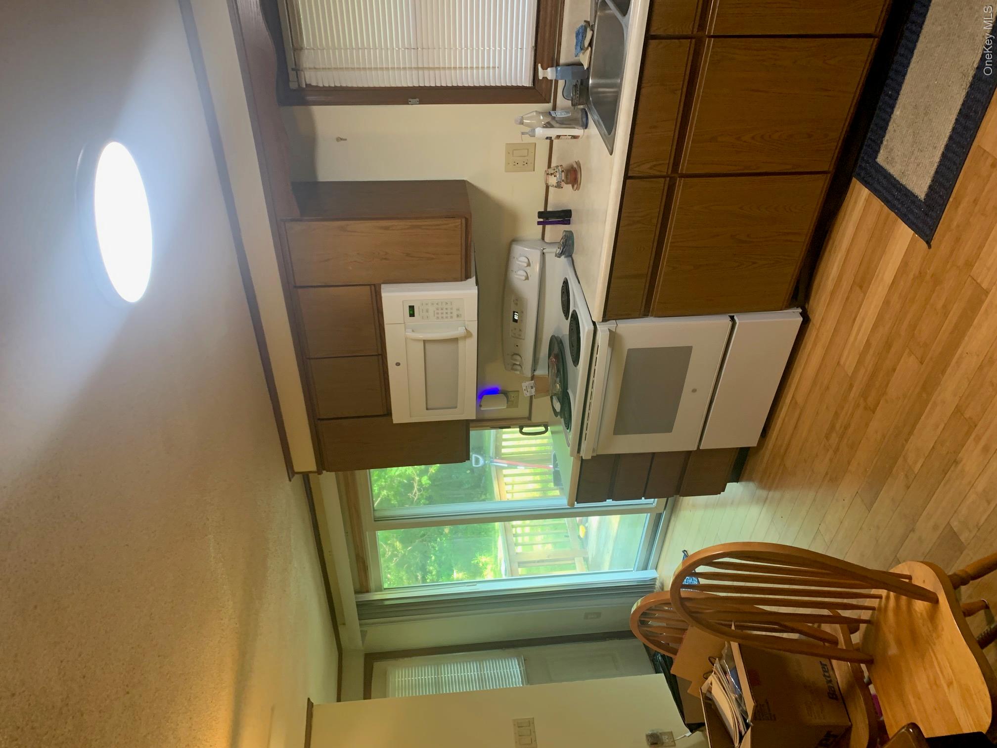 79 Cambridge Drive Property Photo 5