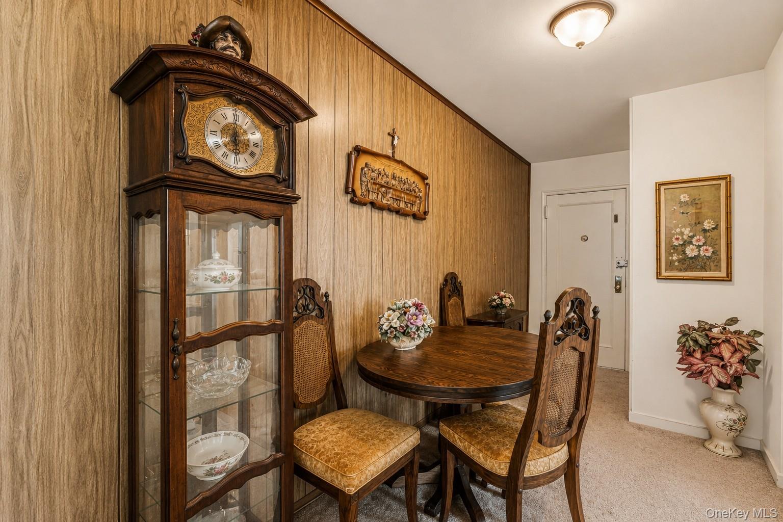 5224 65th Place 3l Property Photo 2