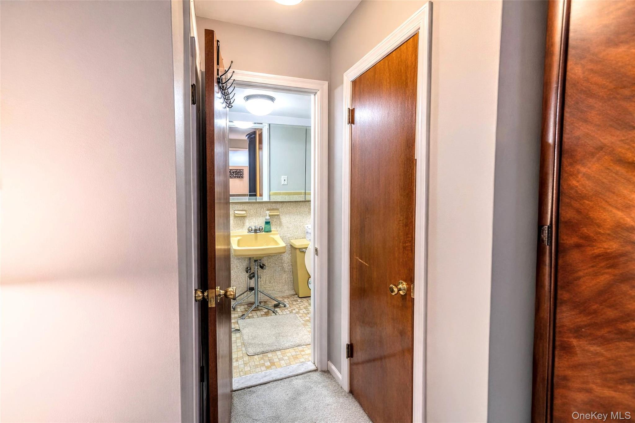 42-19 195 Street Property Photo 18