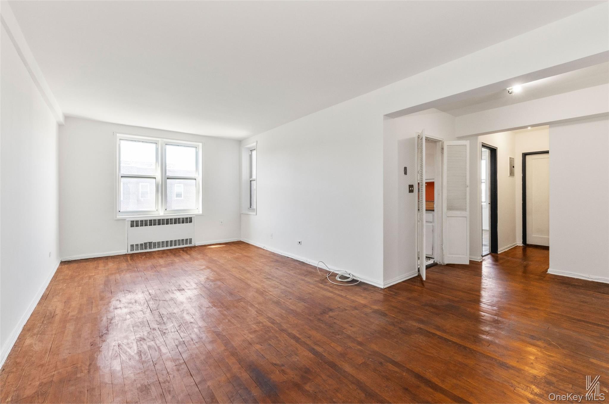 88-01 35th Avenue 6b Property Photo 2
