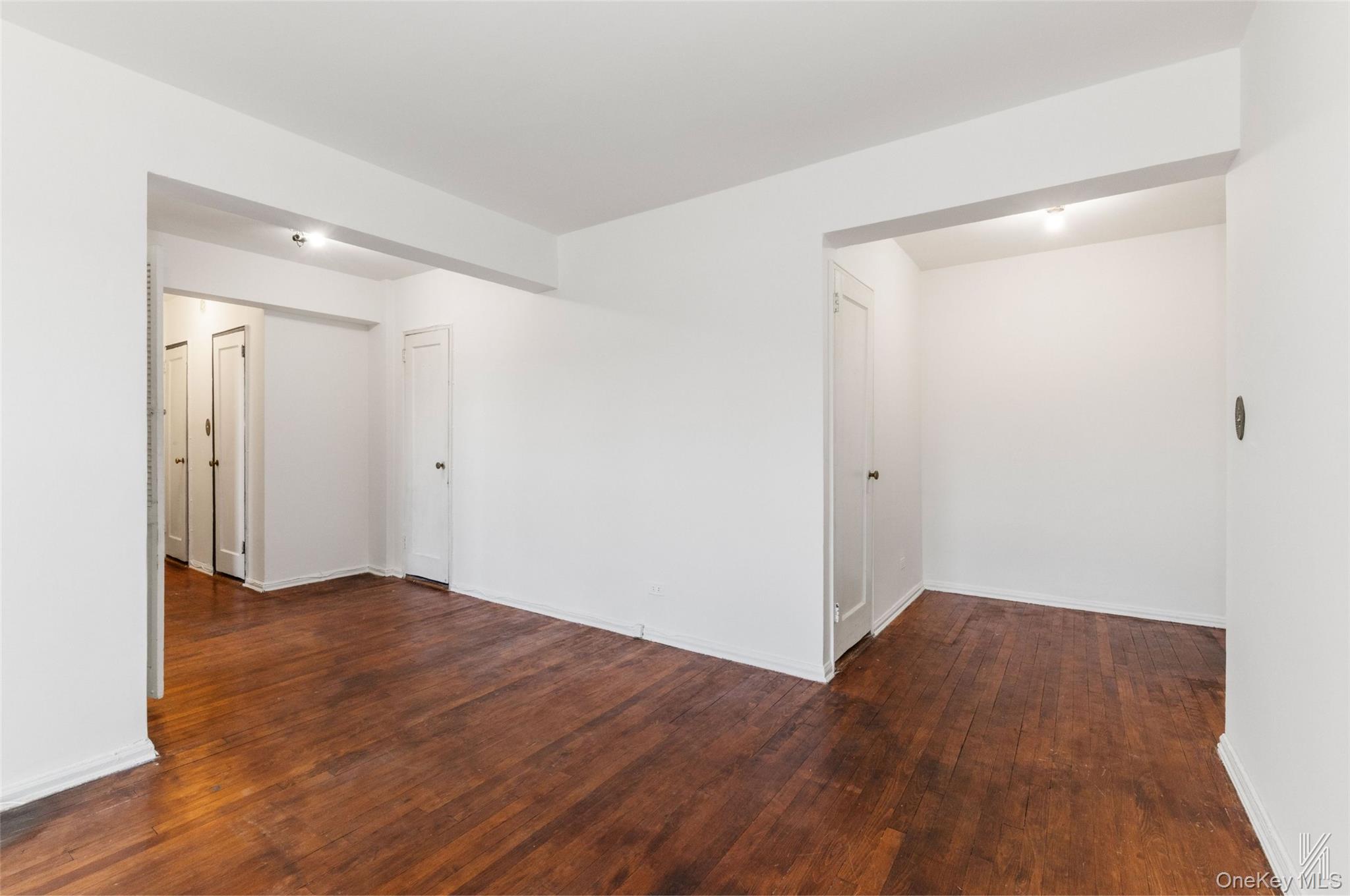 88-01 35th Avenue 6b Property Photo 5