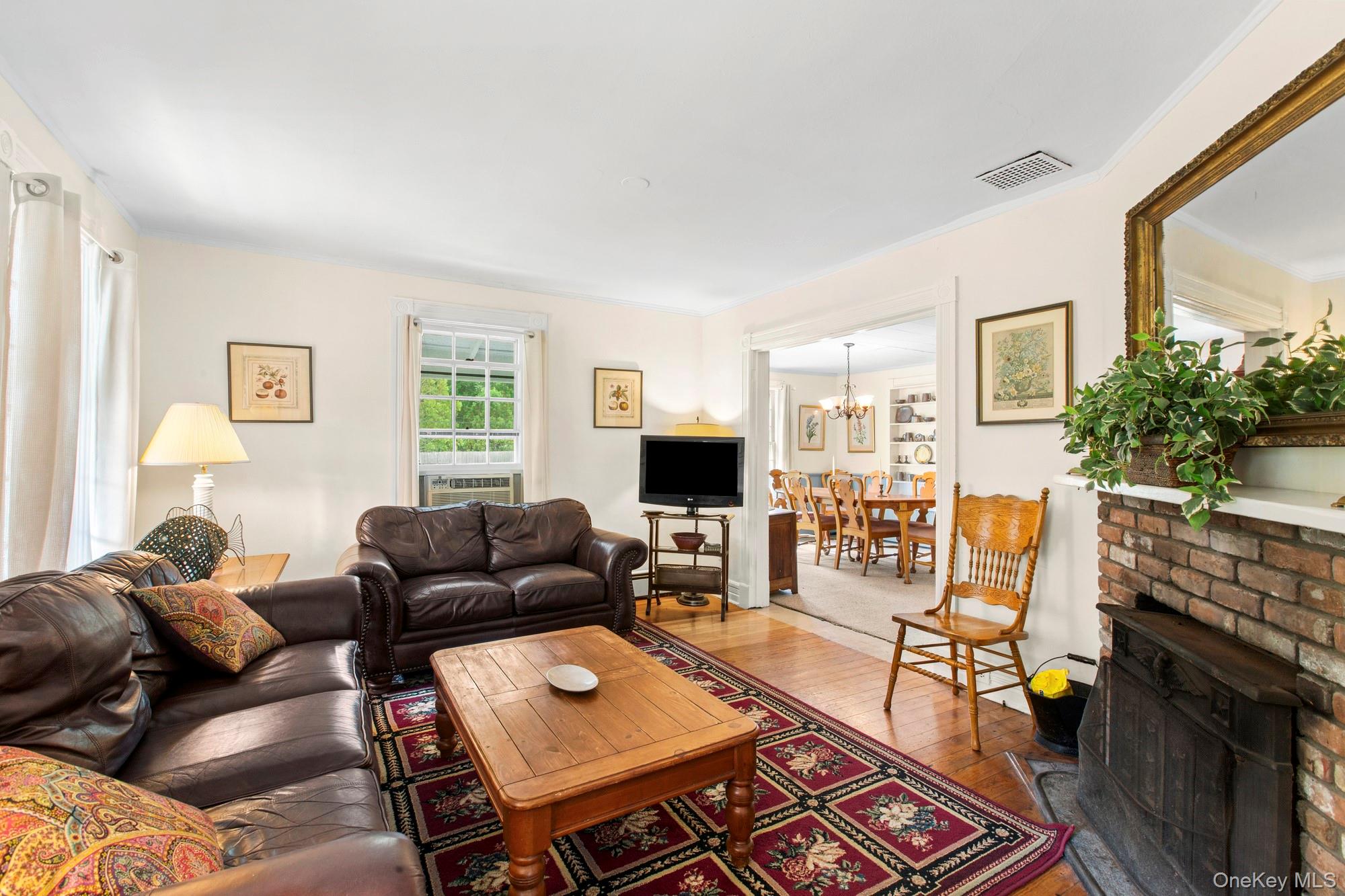 718 Montauk Highway Property Photo 9
