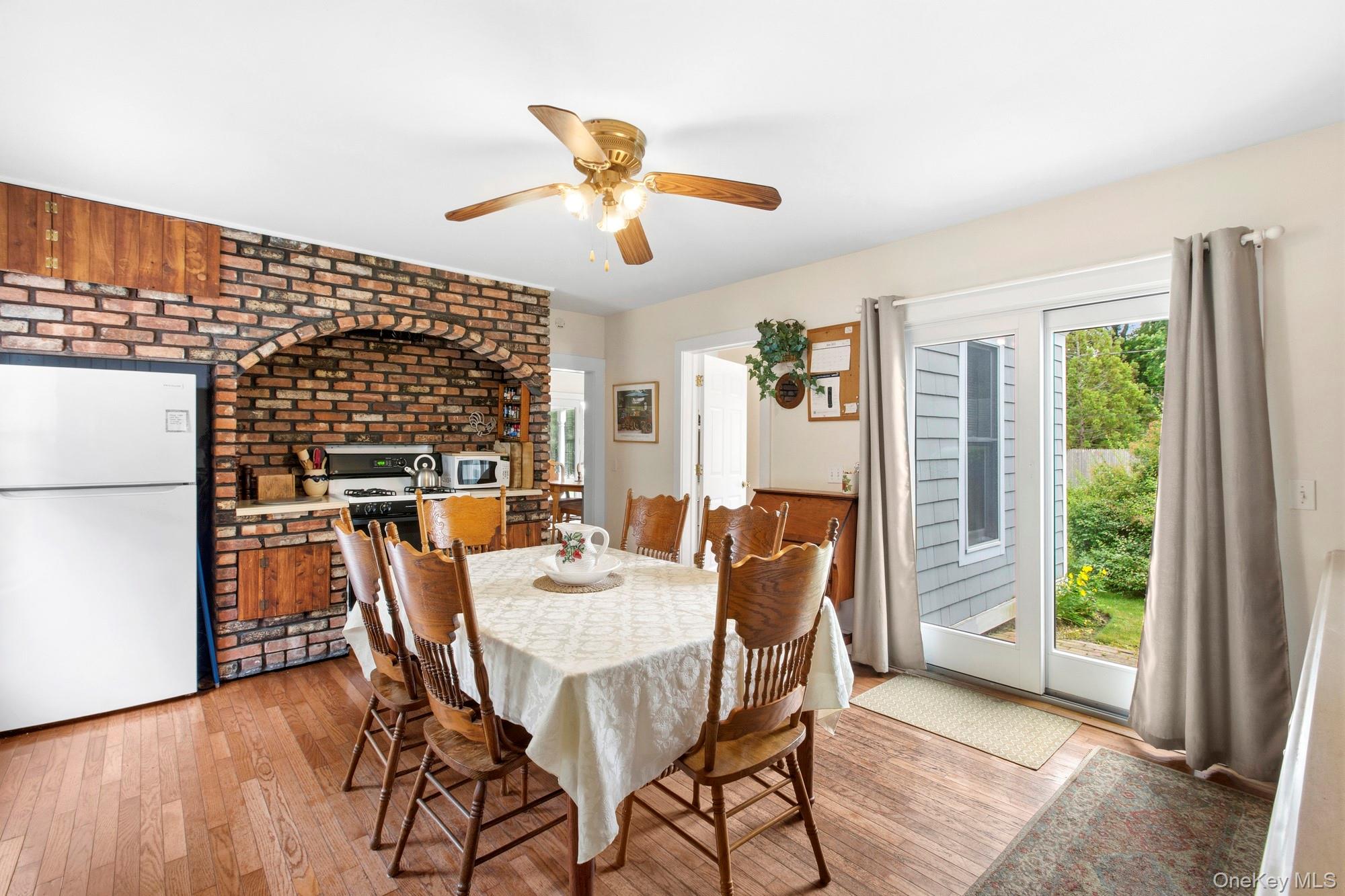 718 Montauk Highway Property Photo 11