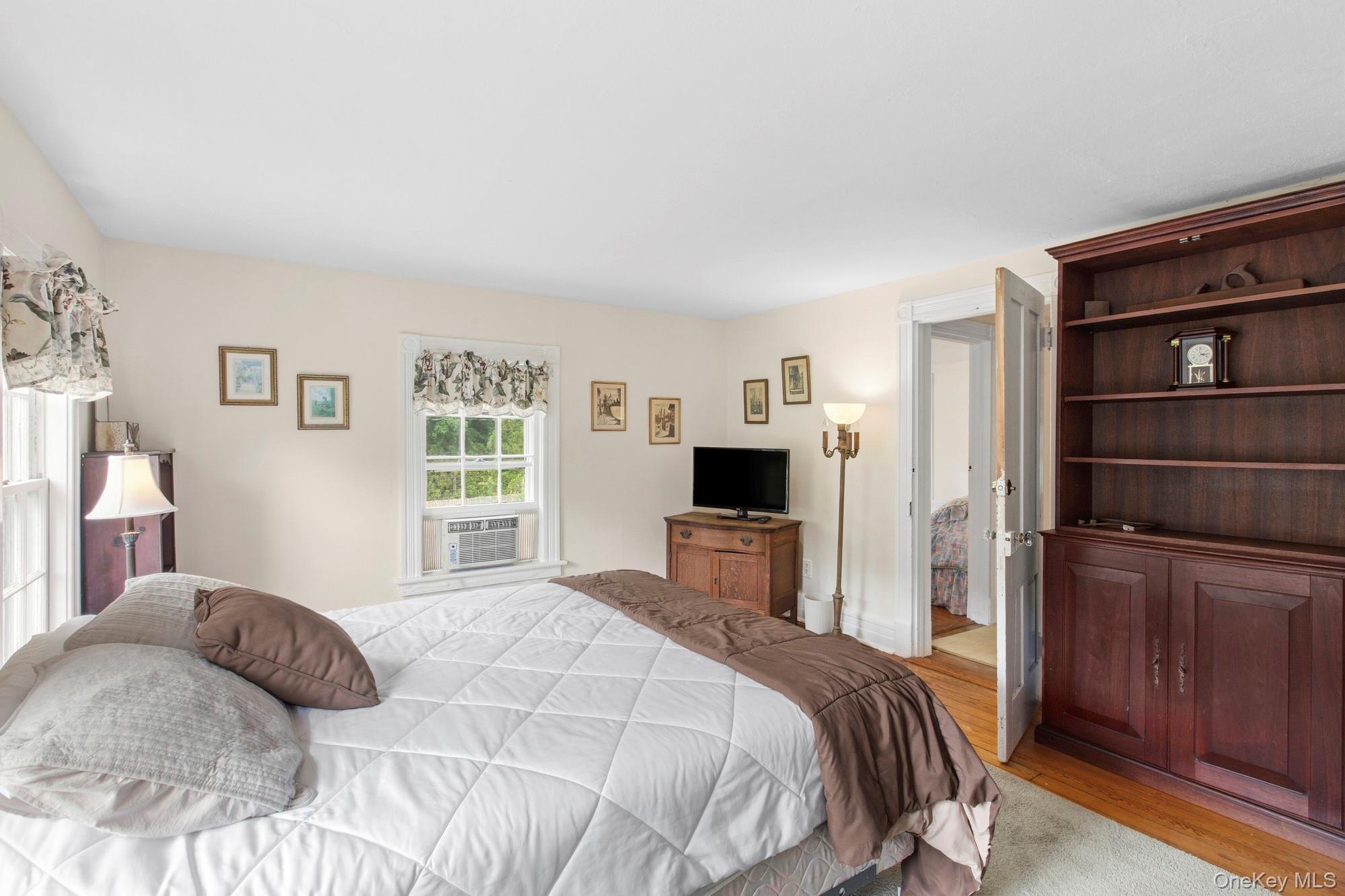 718 Montauk Highway Property Photo 13