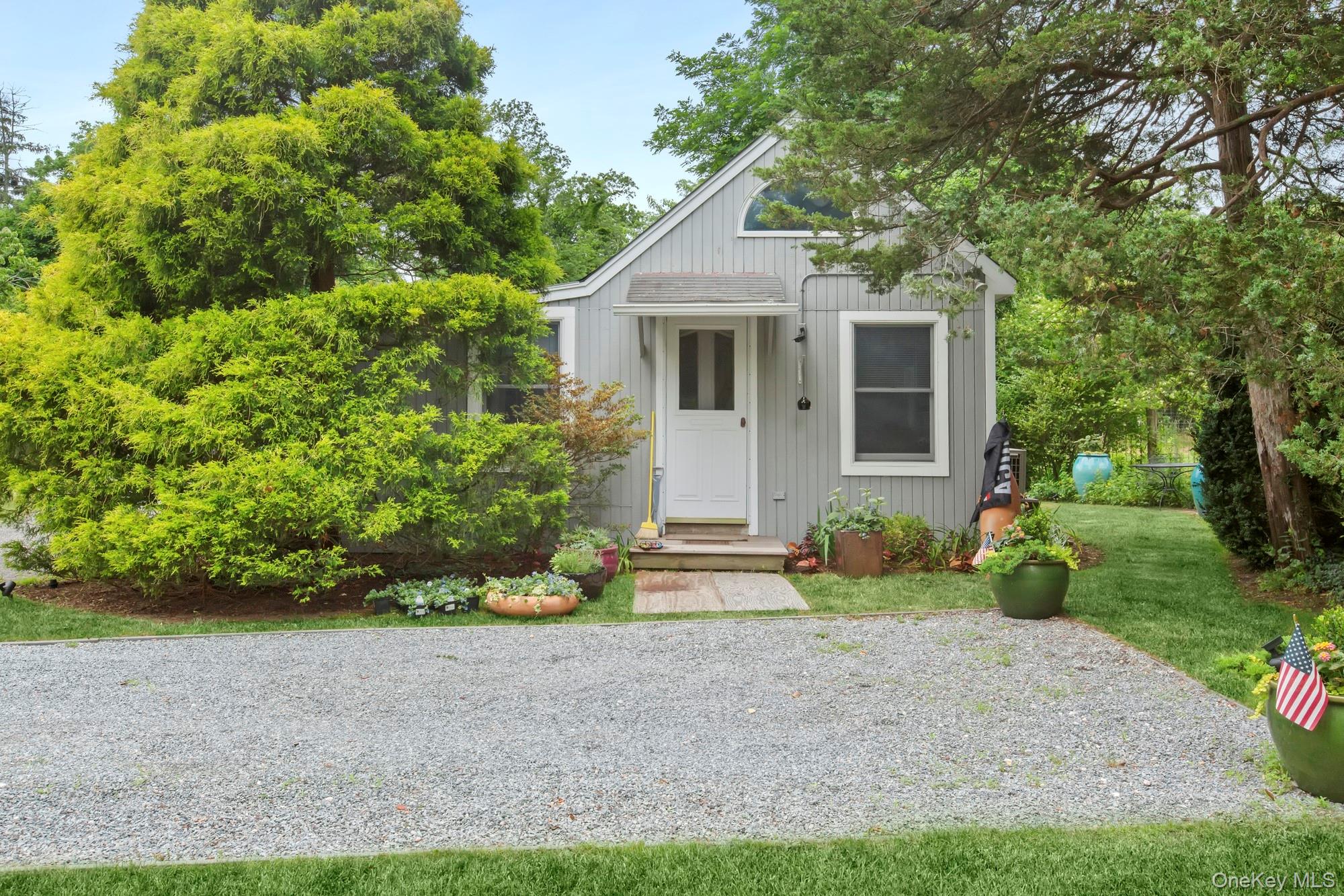 718 Montauk Highway Property Photo 27