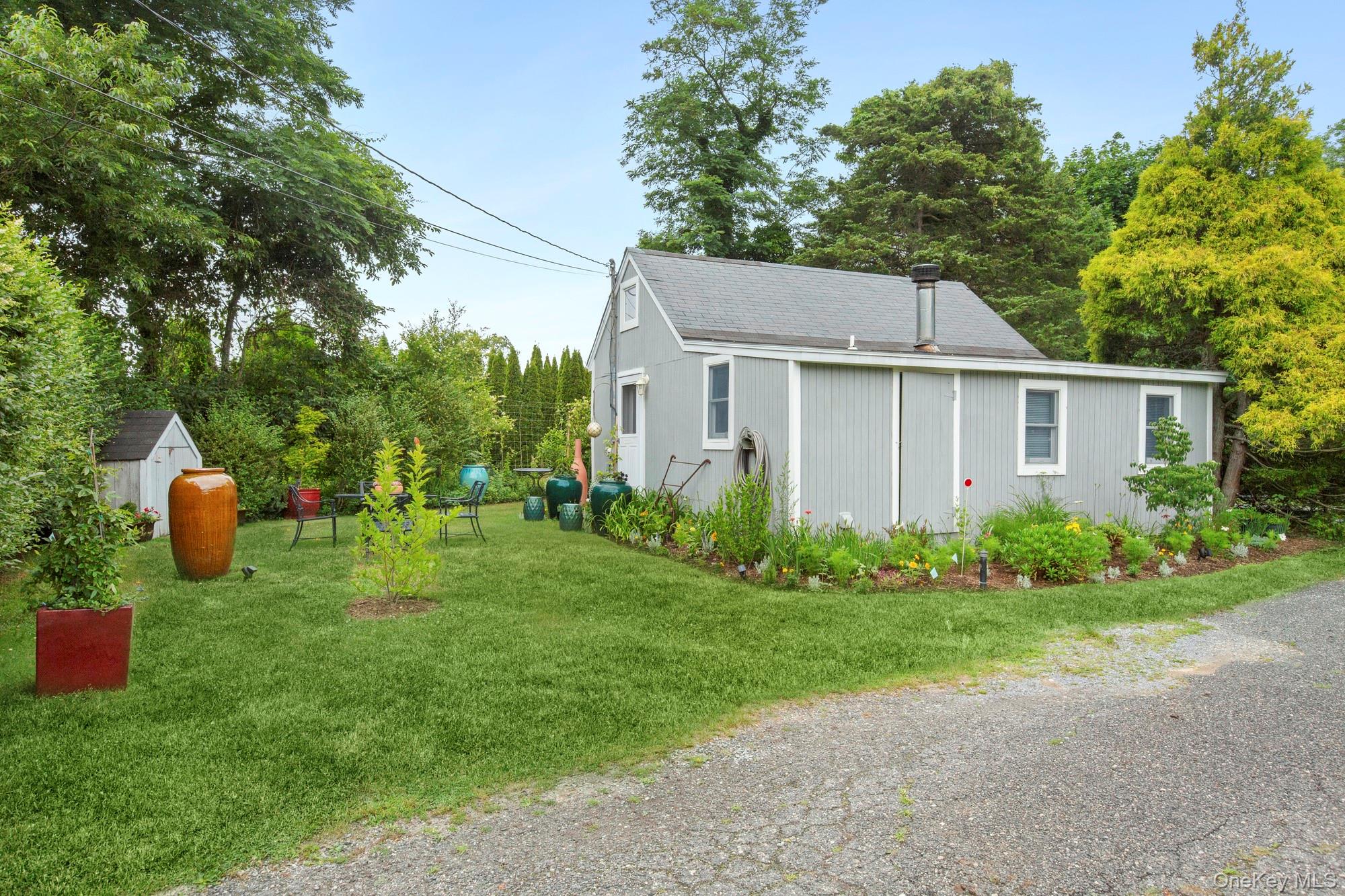 718 Montauk Highway Property Photo 32