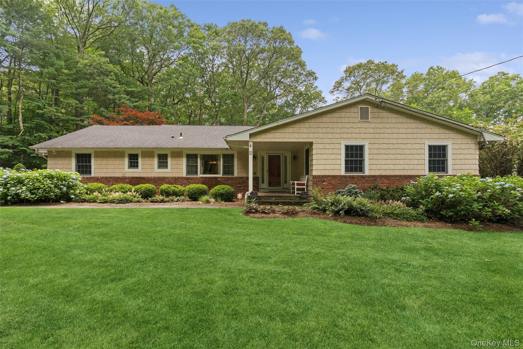 35 Woodvale Drive Property Photo 1