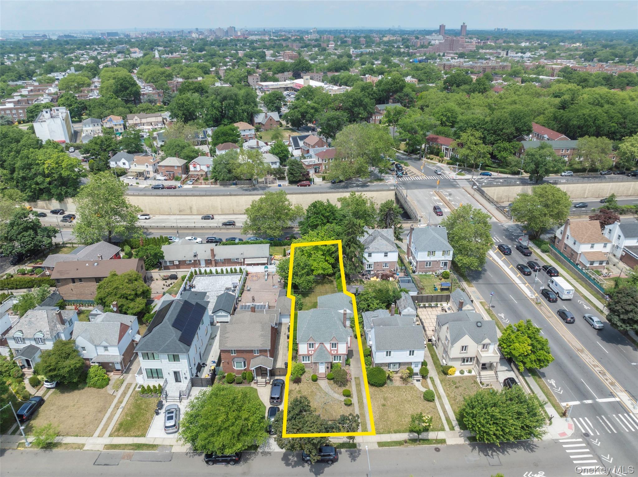 141-27 Coolidge Avenue Property Photo 48
