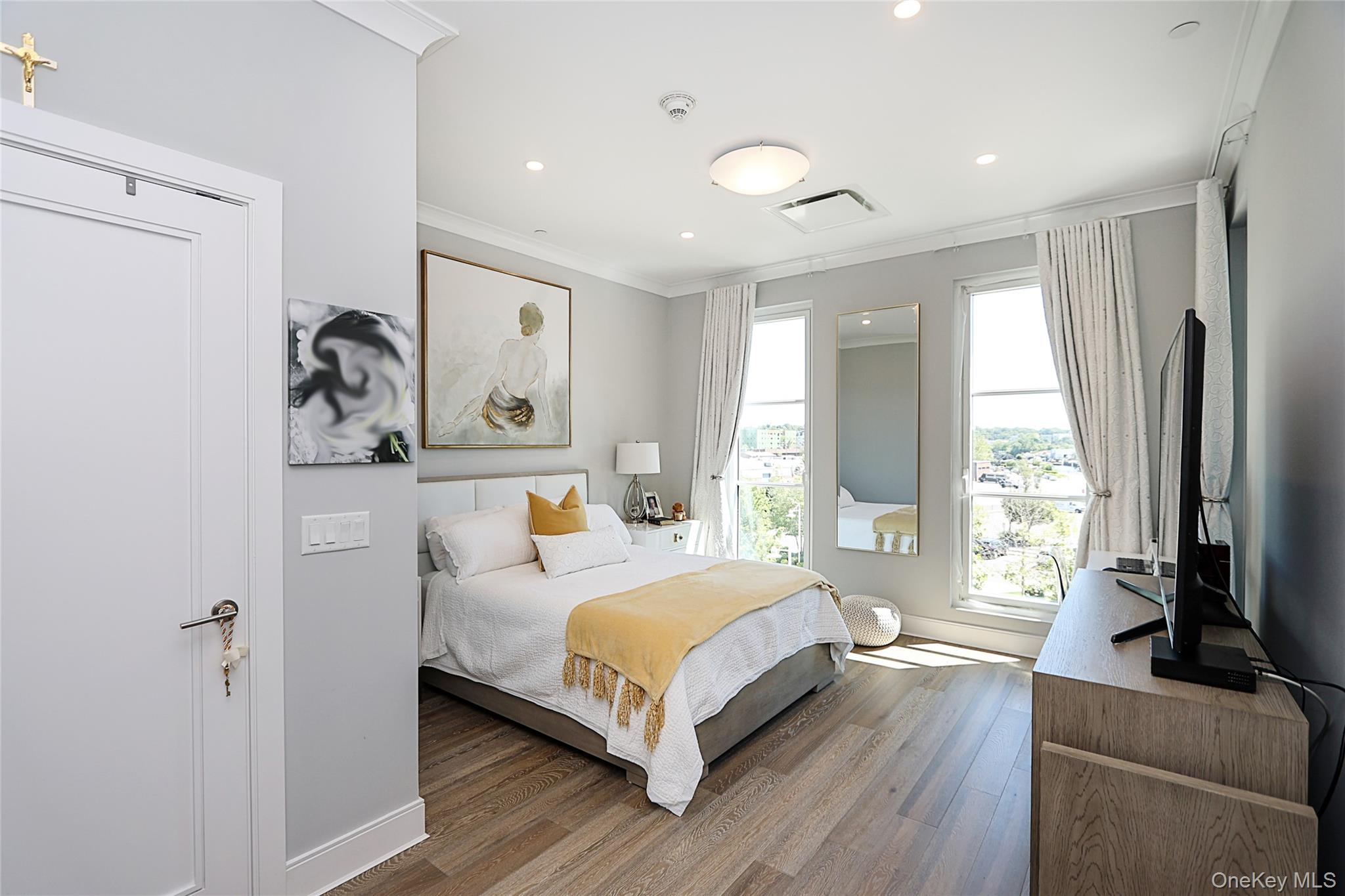 100 Garvies Point Road 1131 Property Photo 17