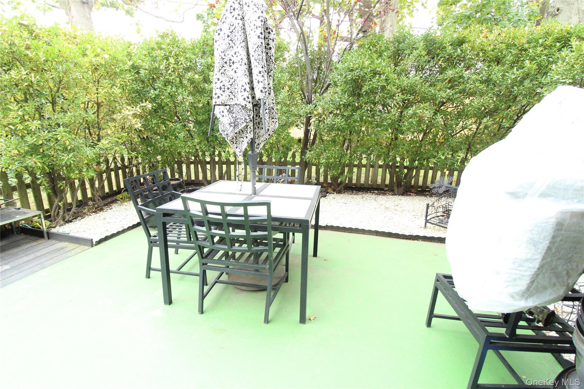 463 Summit Avenue 1- I Property Photo 3