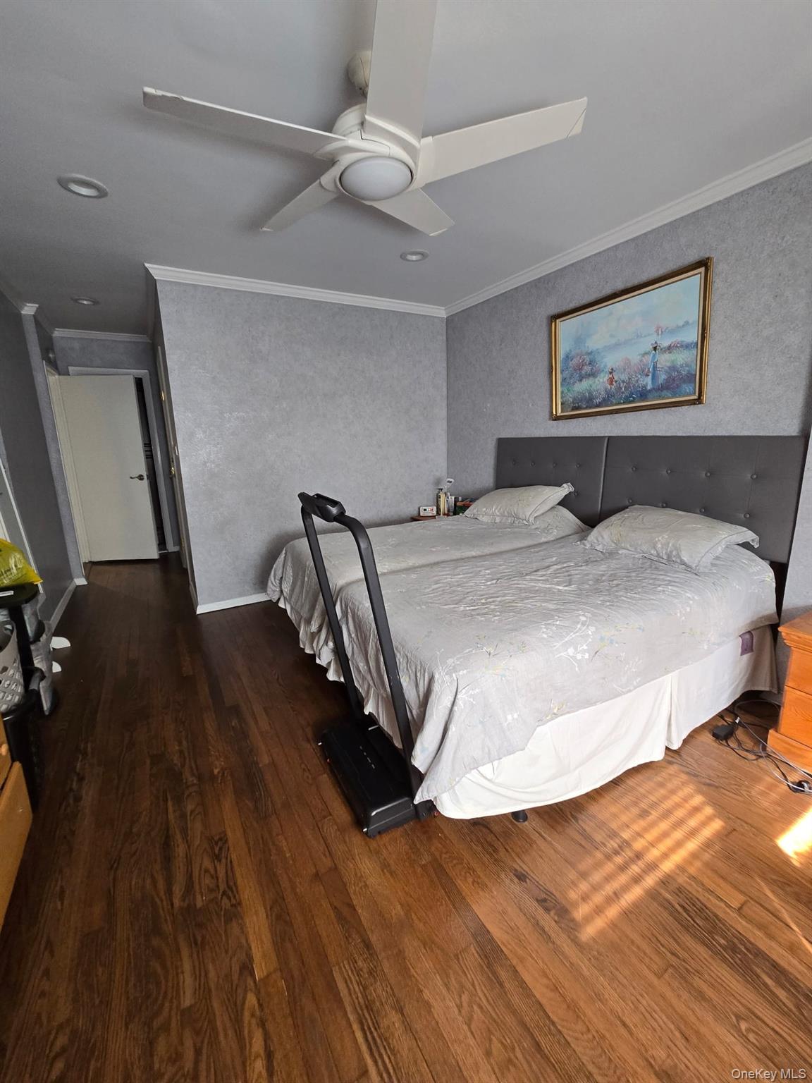463 Summit Avenue 1- I Property Photo 10
