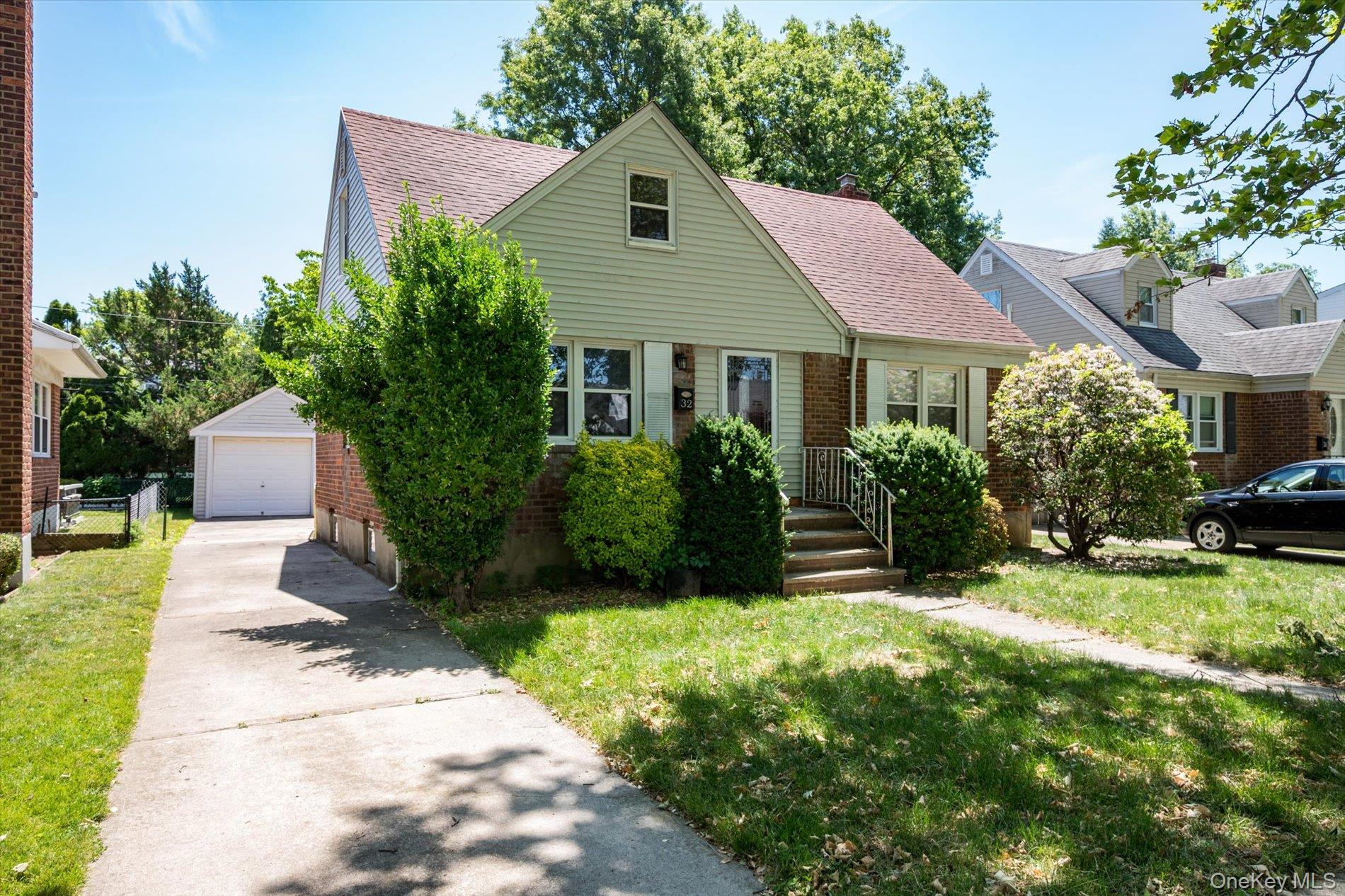 32 Croyden Property Photo 1