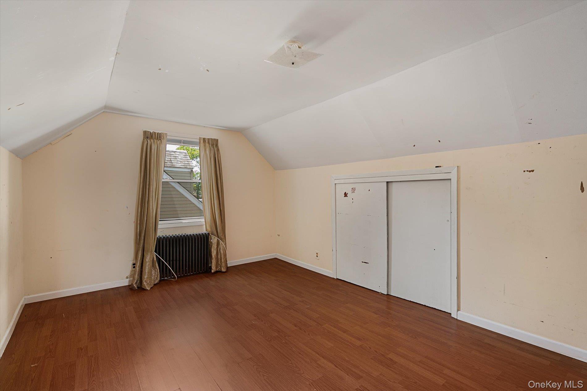 32 Croyden Property Photo 24
