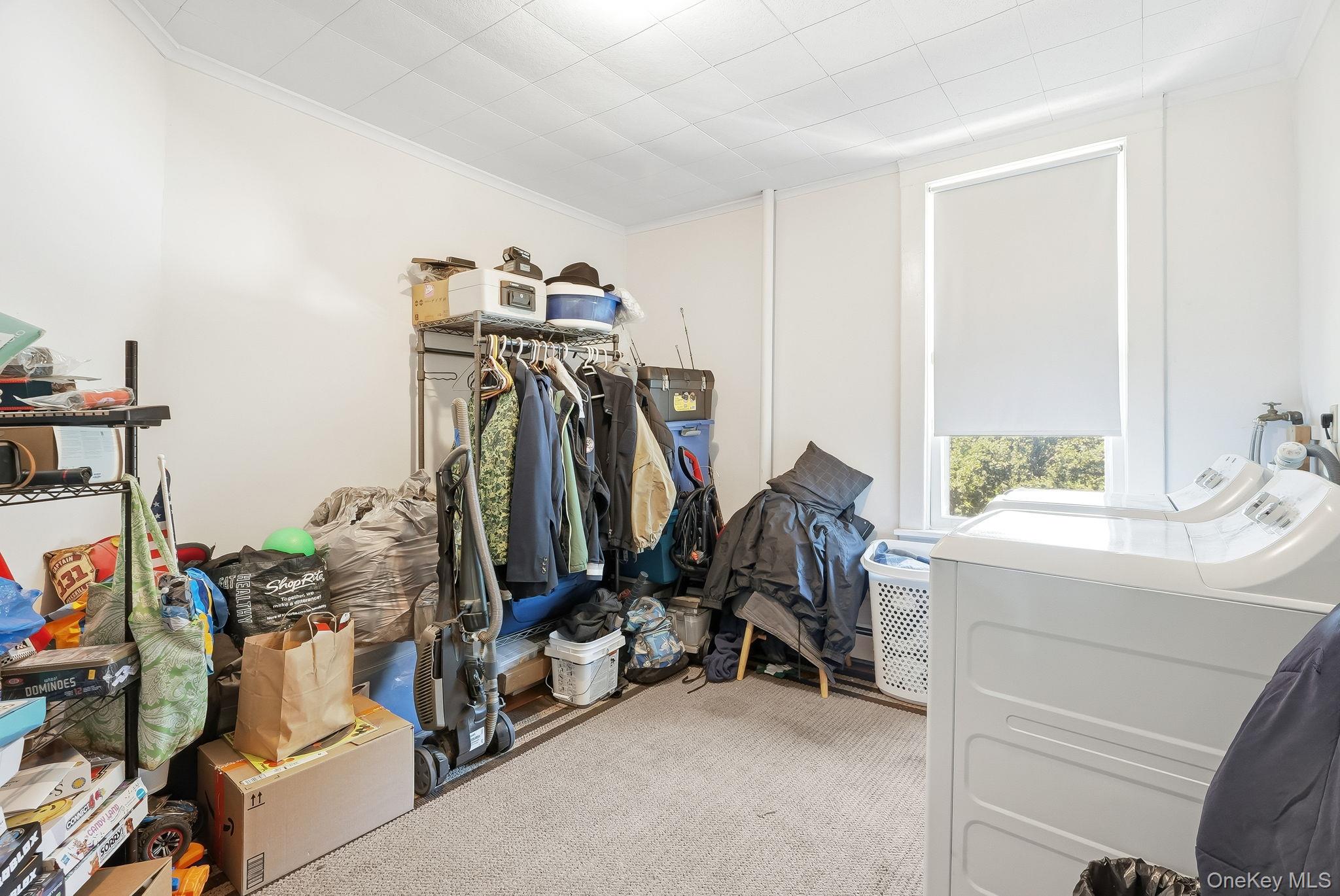 800 Oakwood Drive Property Photo 14