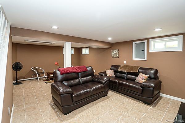530 Coolidge Avenue Property Photo 17