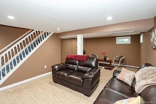 530 Coolidge Avenue Property Photo 18