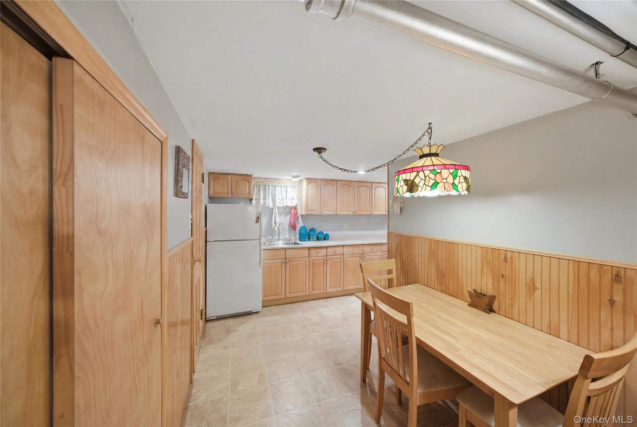 6033 69th Lane Property Photo 9