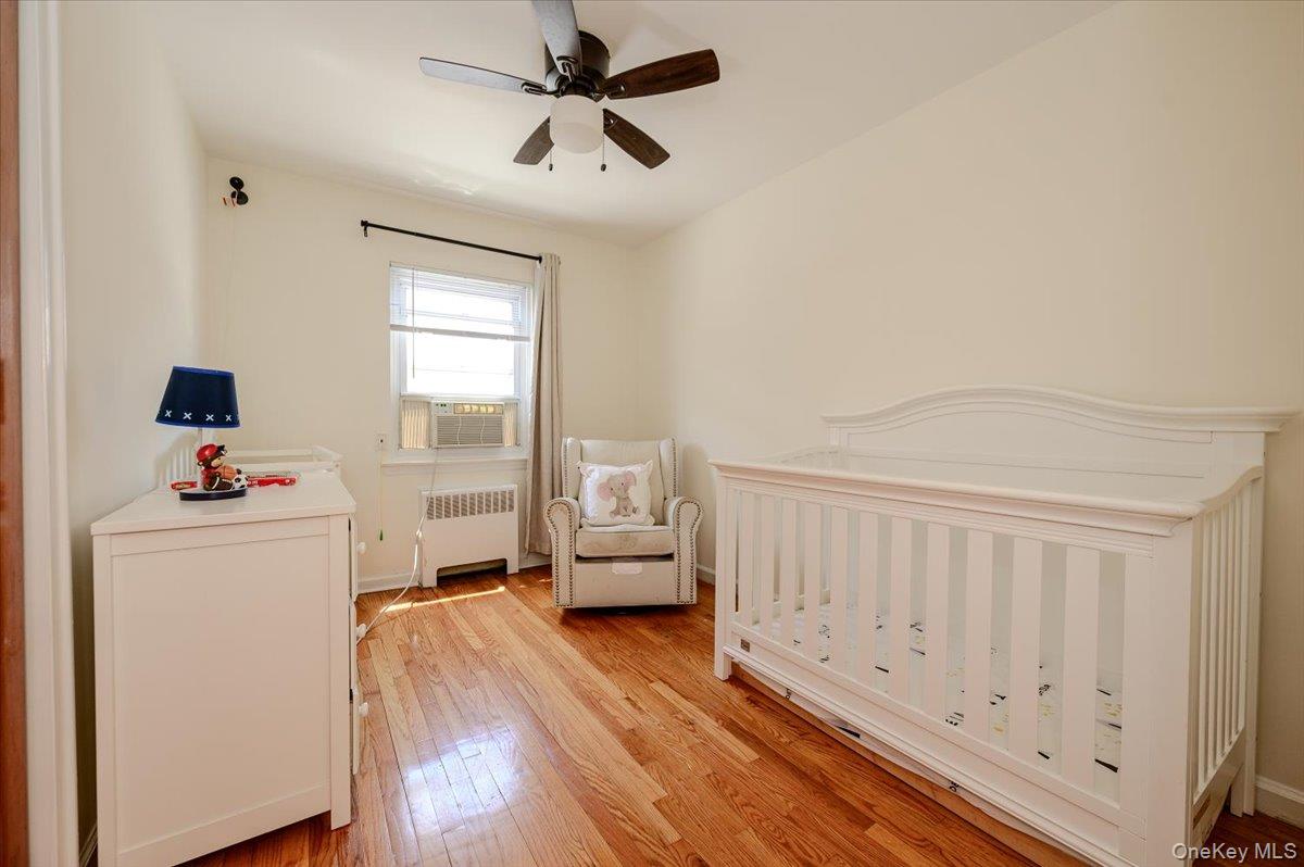 2368 Woodhull Avenue Property Photo 20