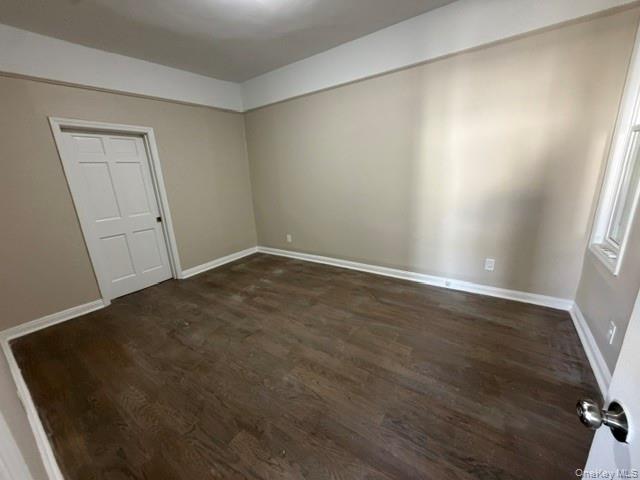 667 Morris Park Avenue Property Photo 6