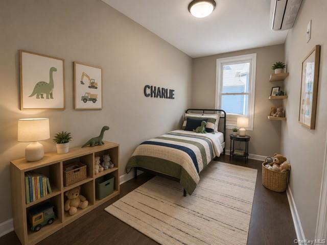 667 Morris Park Avenue Property Photo 15