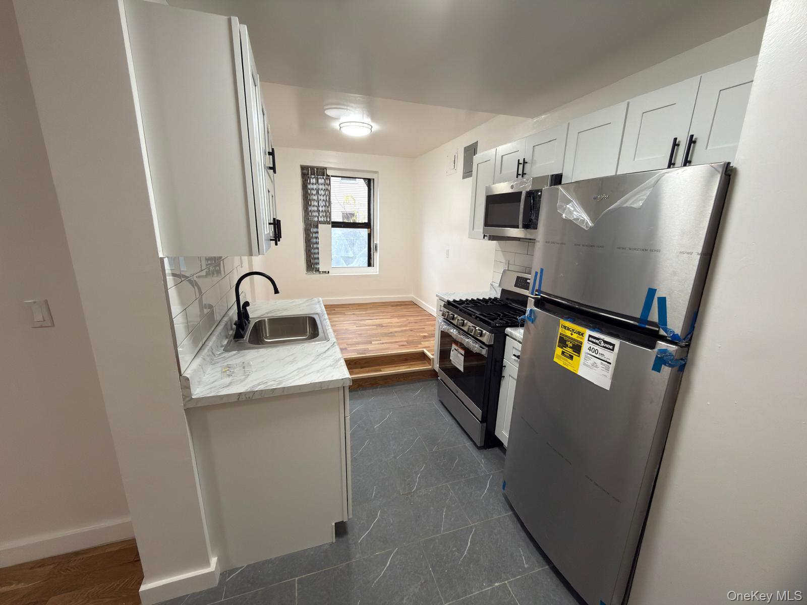 104 Highland Ave 26-d Property Photo 5