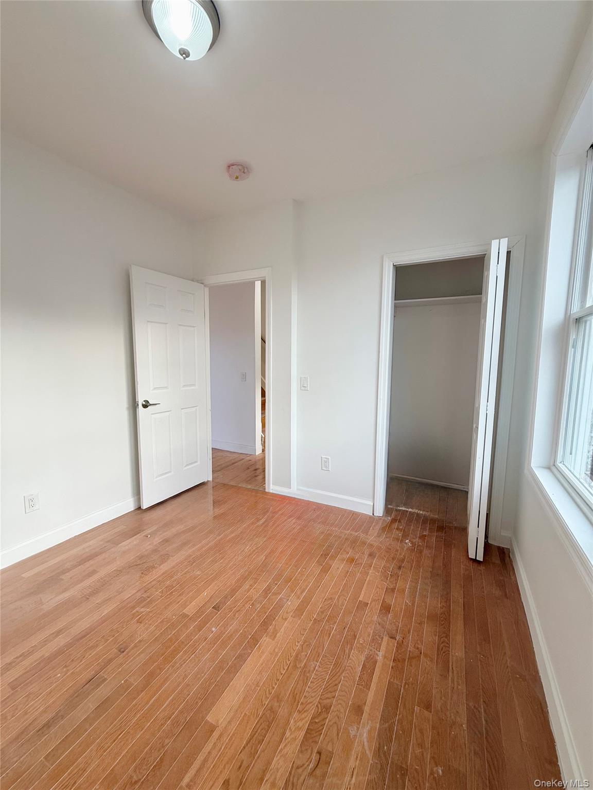 629 E 89th Street Property Photo 8
