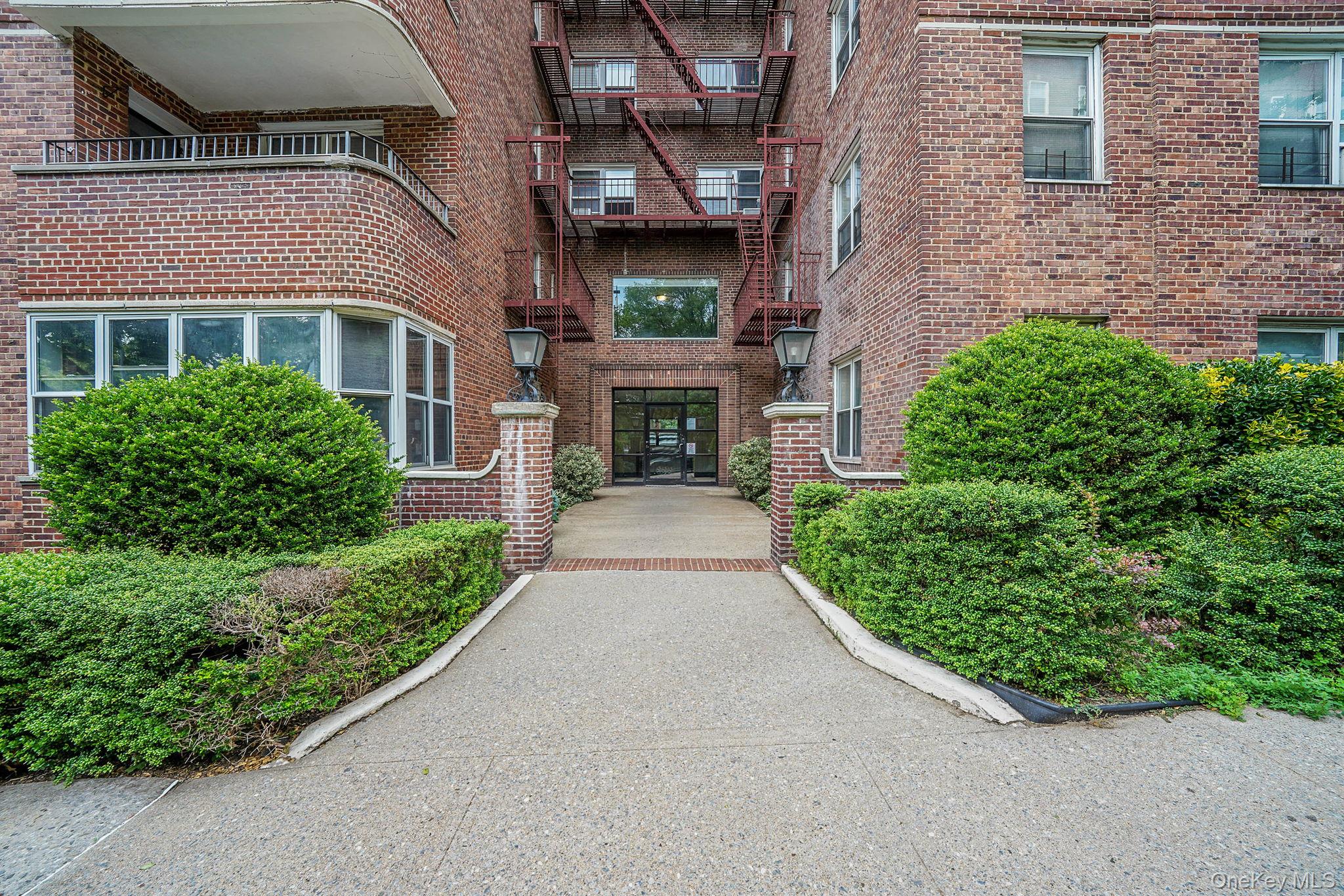67-66 108th Street D/3 Property Photo 33