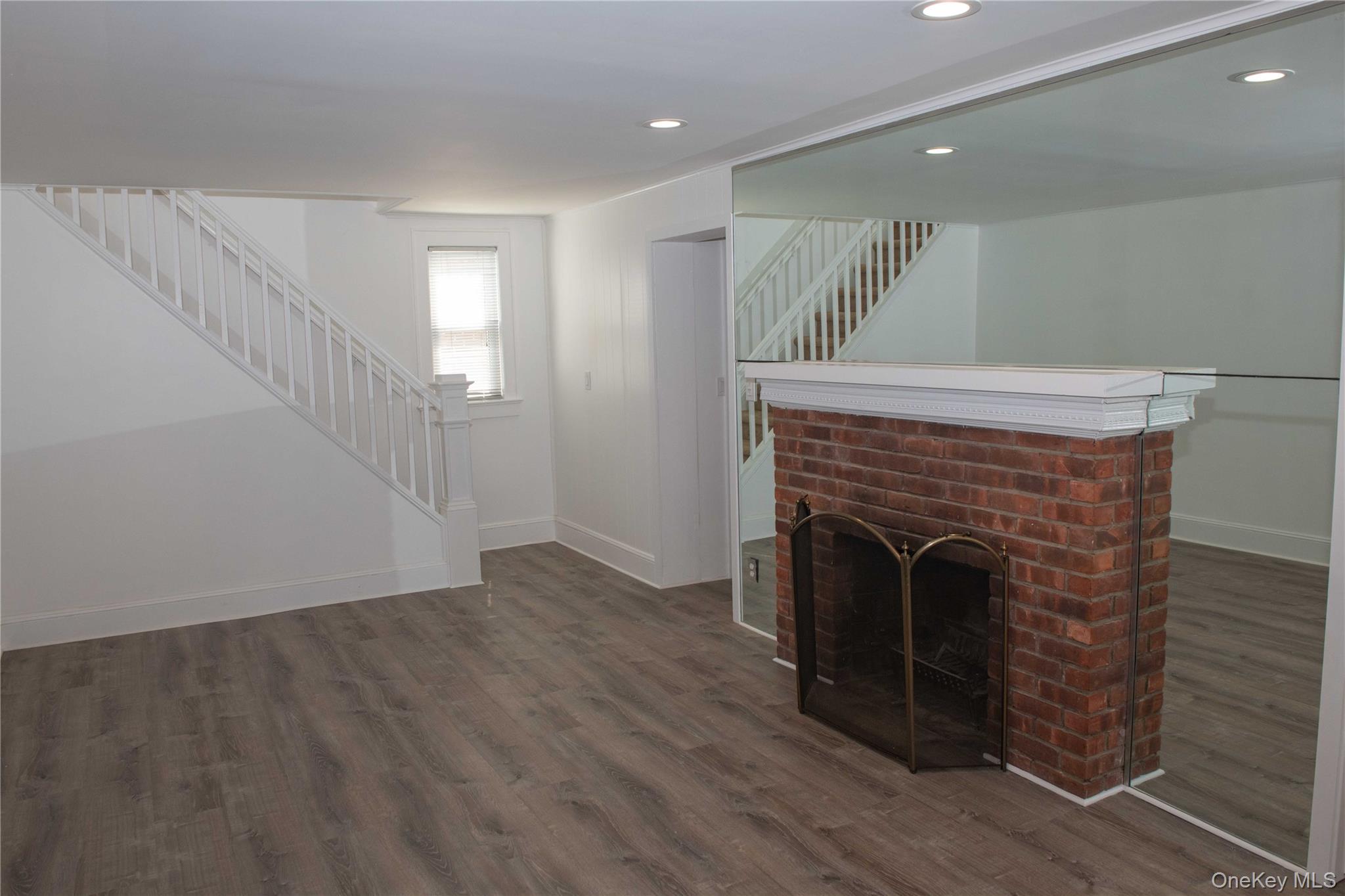 2445 Soper Avenue Property Photo 4