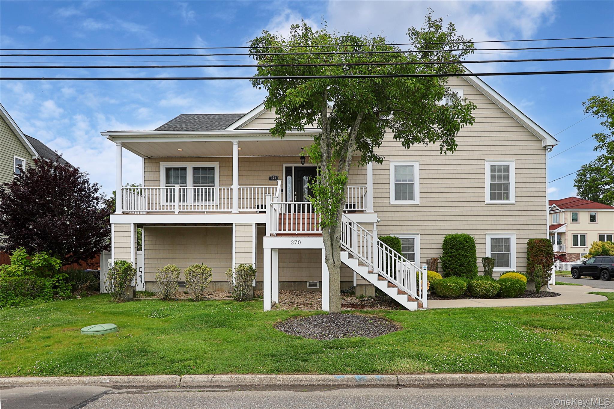 370 Rider Avenue Property Photo 1