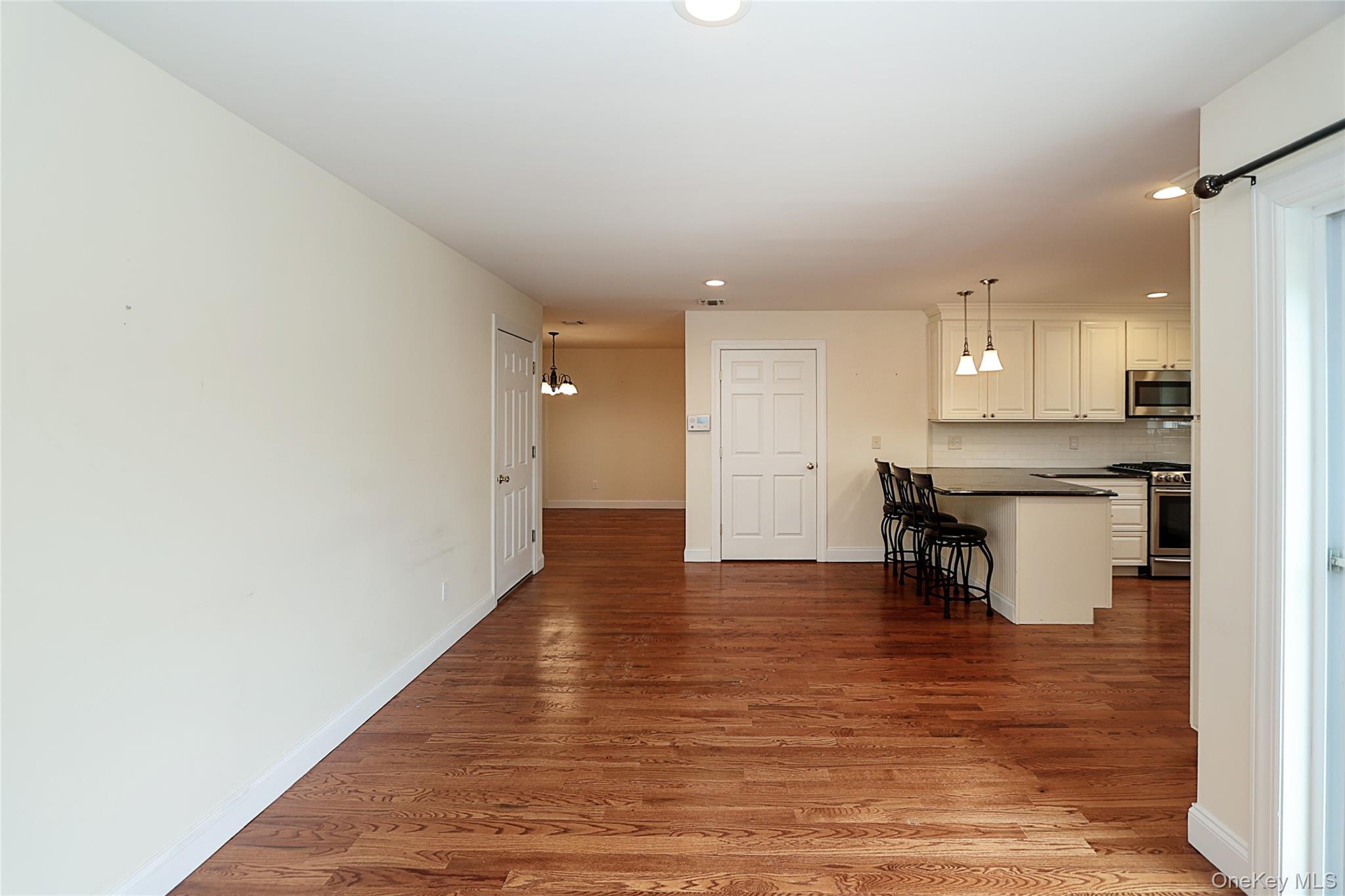 370 Rider Avenue Property Photo 14
