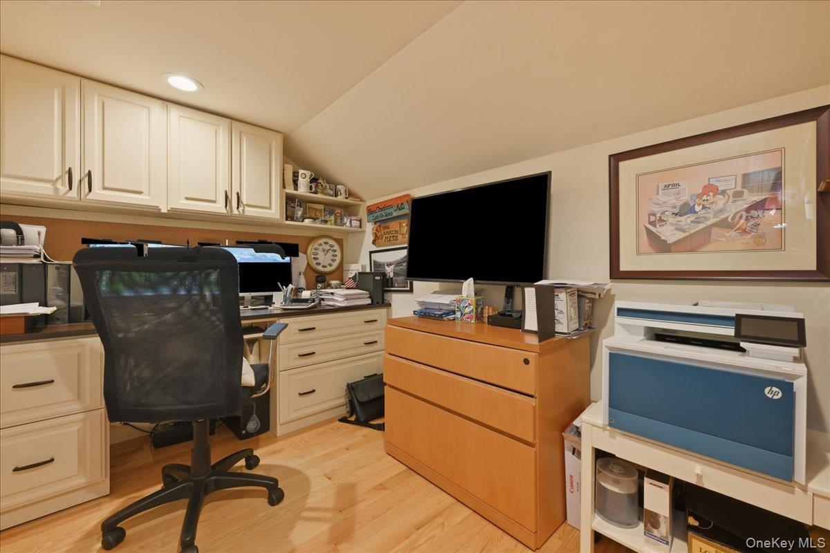 42 Mclane Drive Property Photo 27