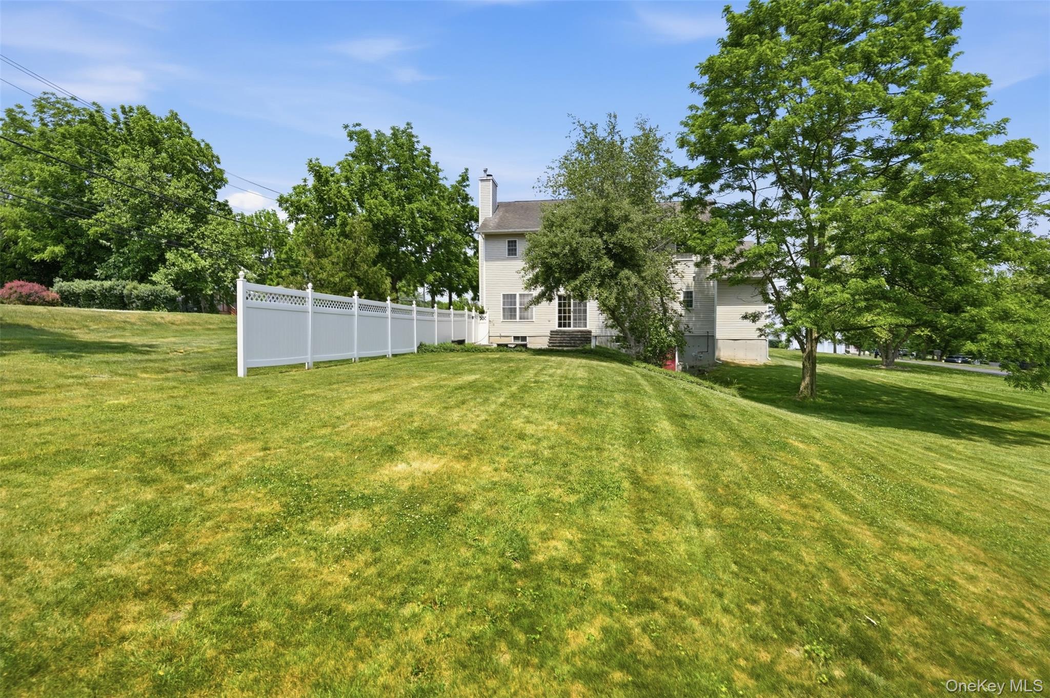 2 Gatehouse Place Property Photo 6