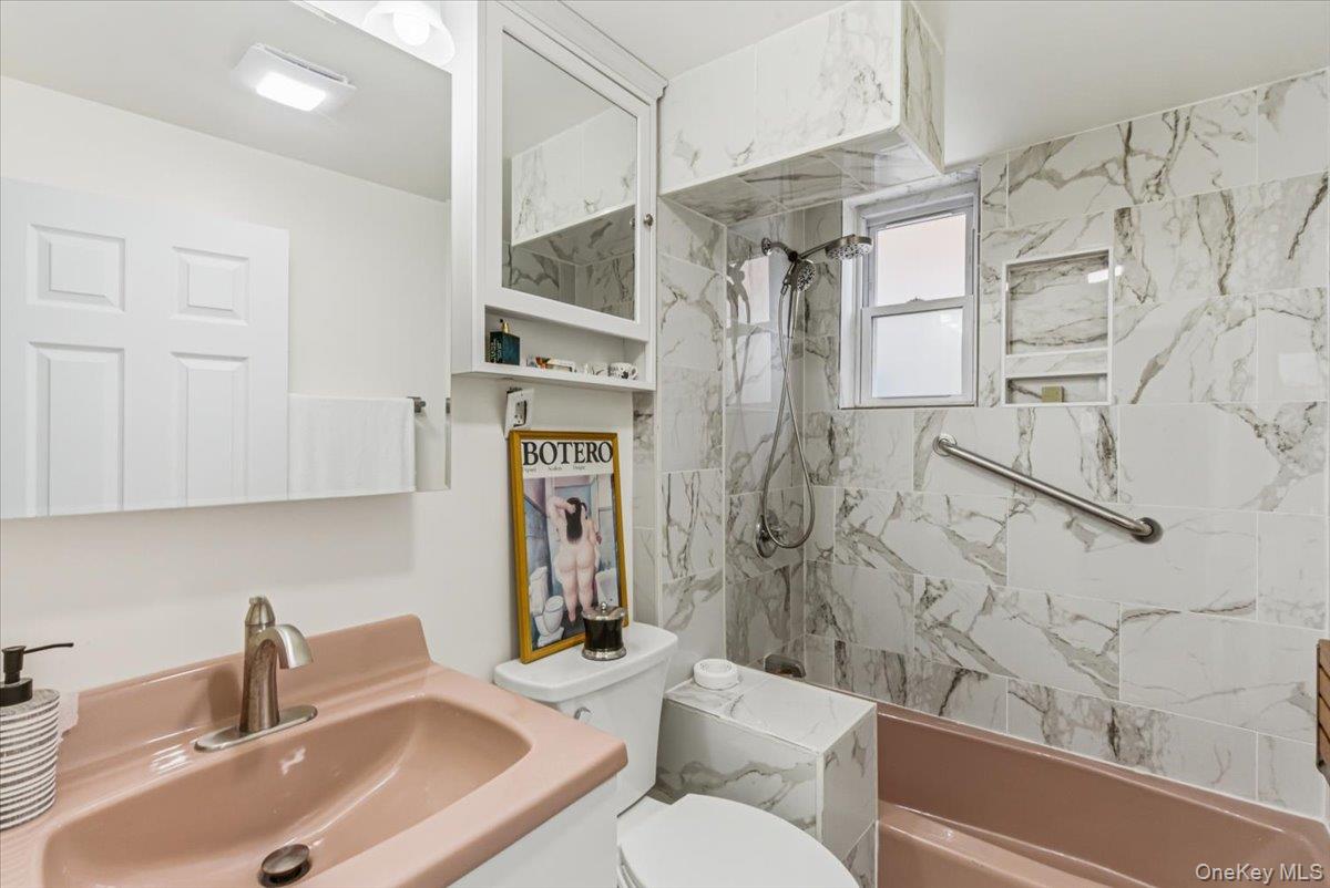 215-34 40th Avenue Property Photo 18