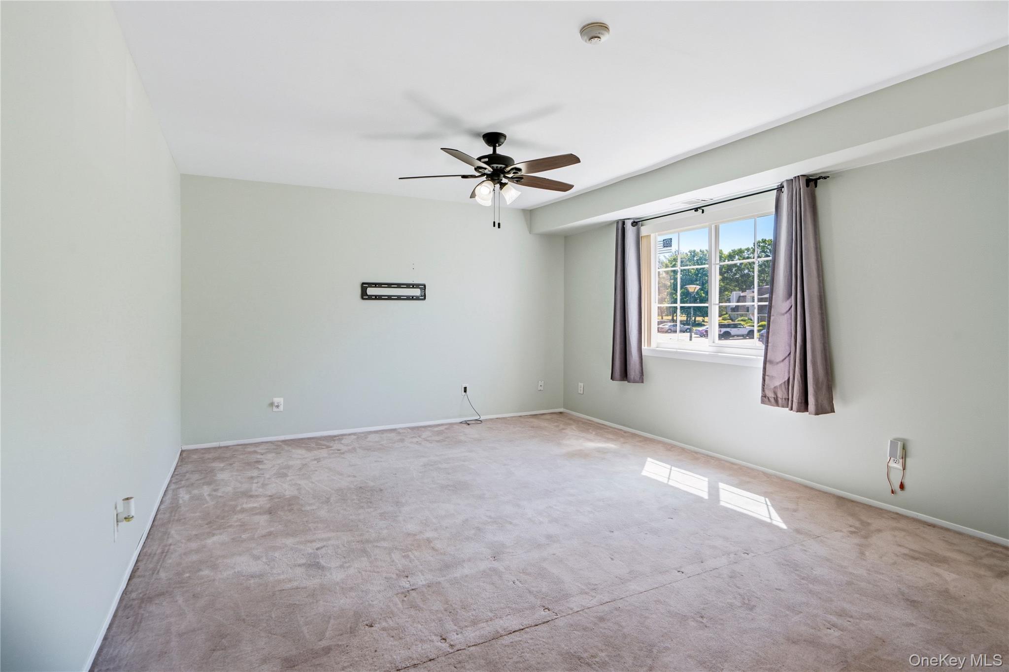 200 Lake Pointe Circle 200 Property Photo 7