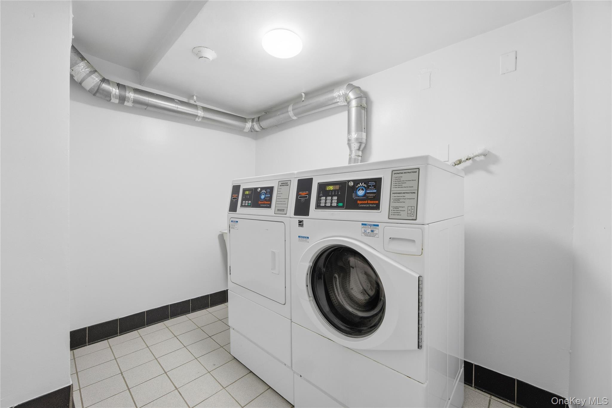 21 Fairview Avenue 426 Property Photo 16