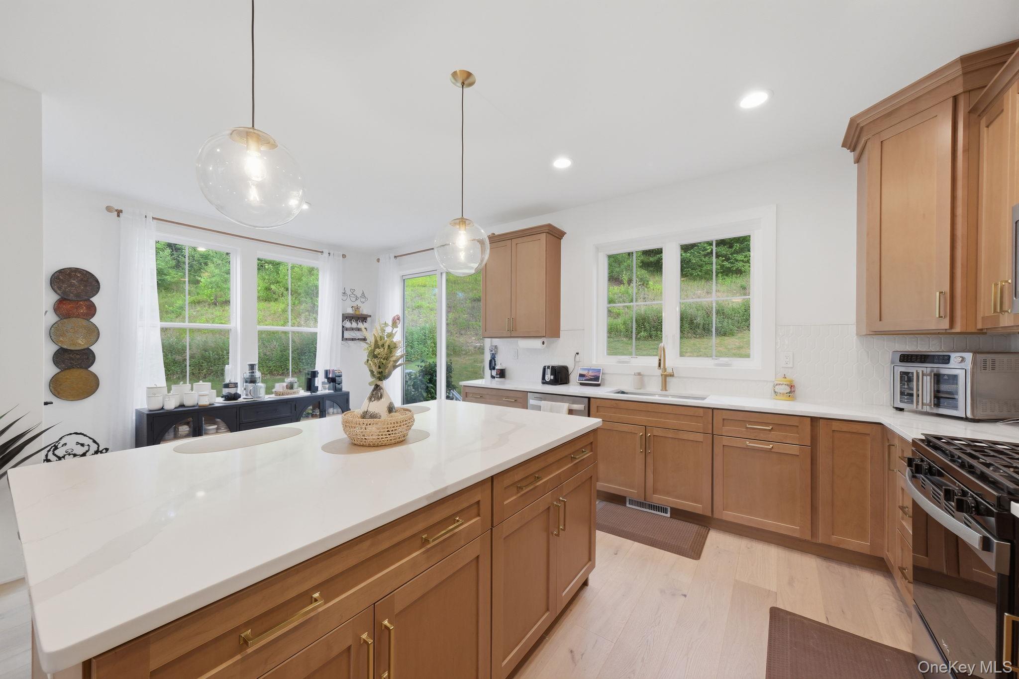 4048 Chestnut Ridge Road Property Photo 18