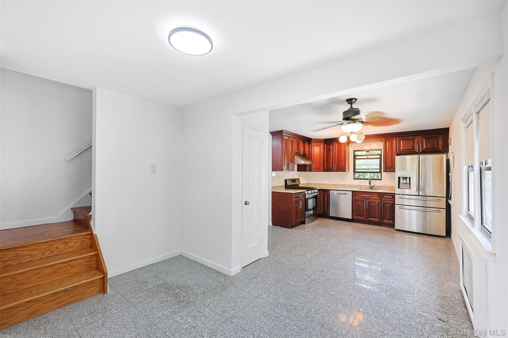 1010 Polk Avenue Property Photo 4