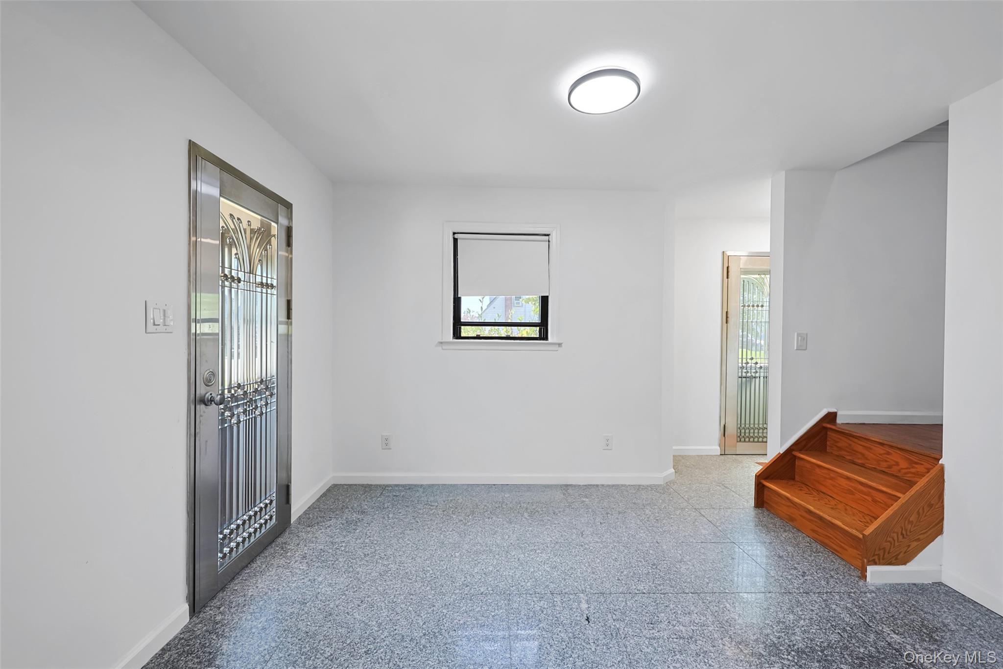 1010 Polk Avenue Property Photo 5