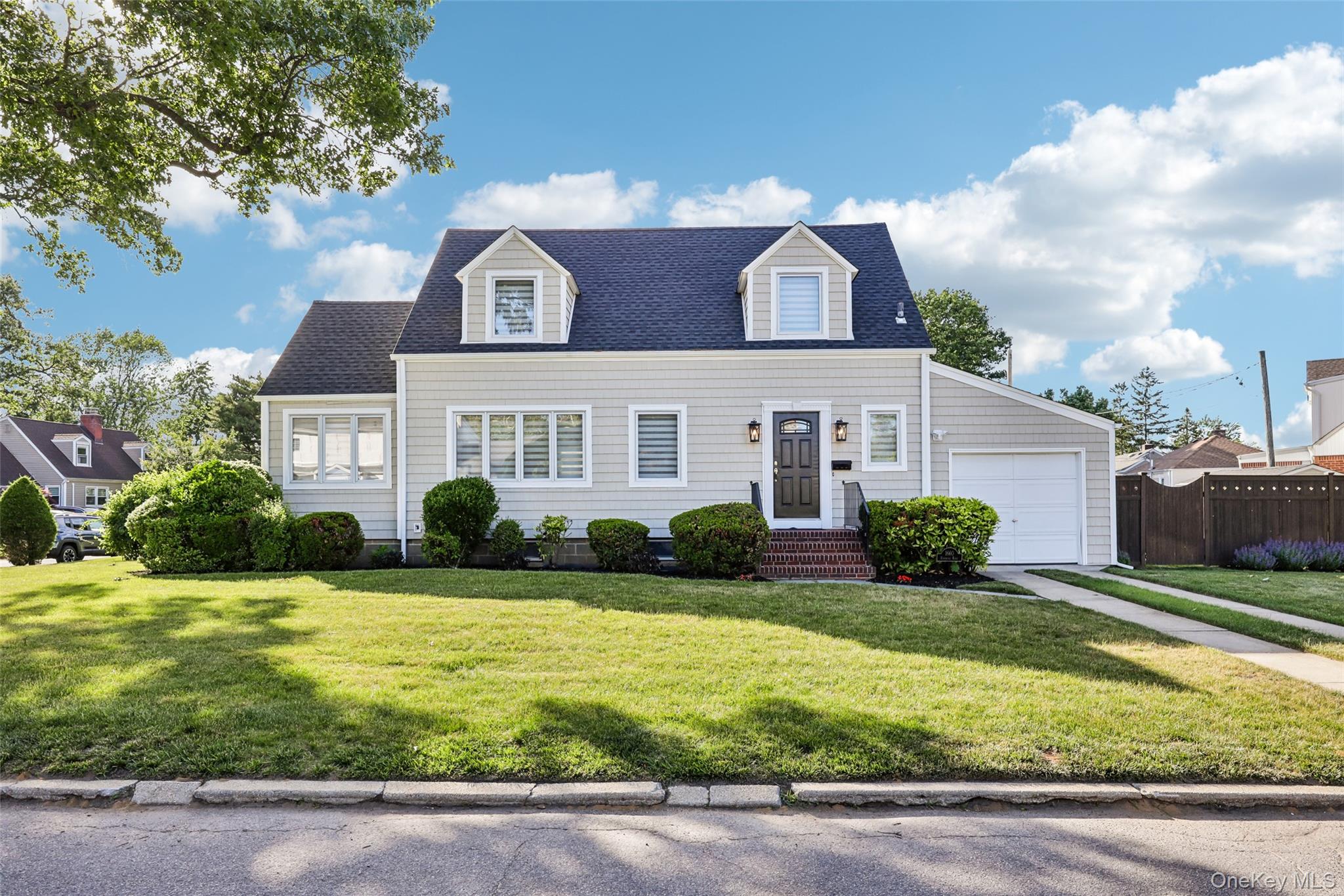 1660 Fenimore Road Property Photo 1