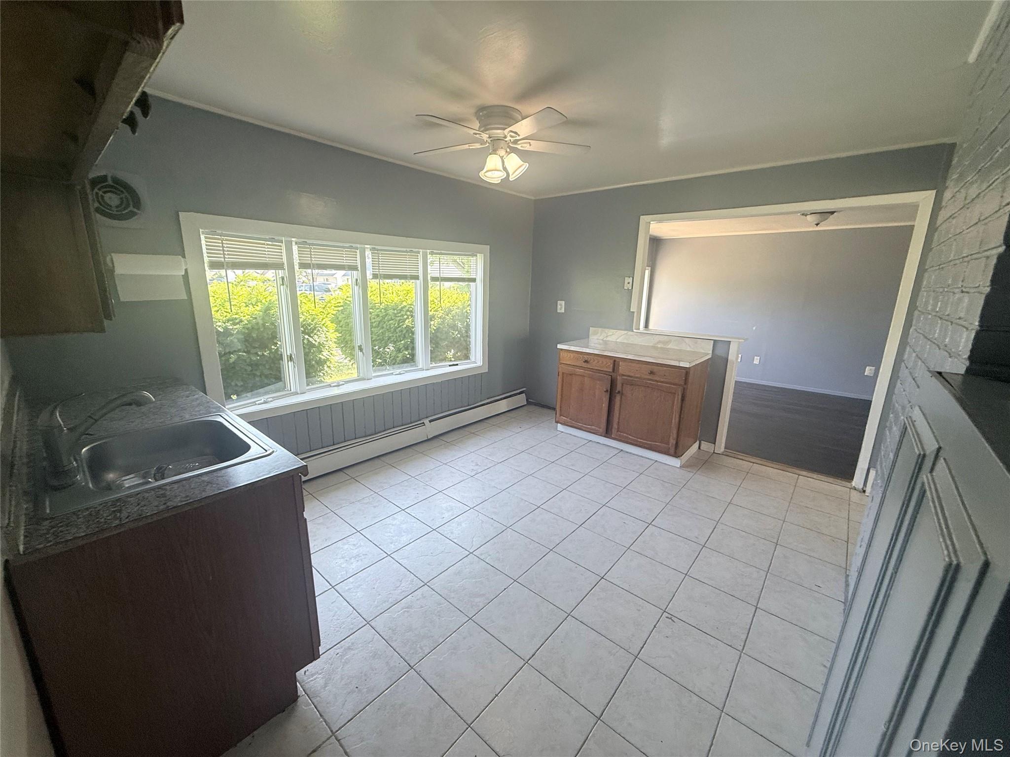 143 Red Maple Drive Property Photo 4